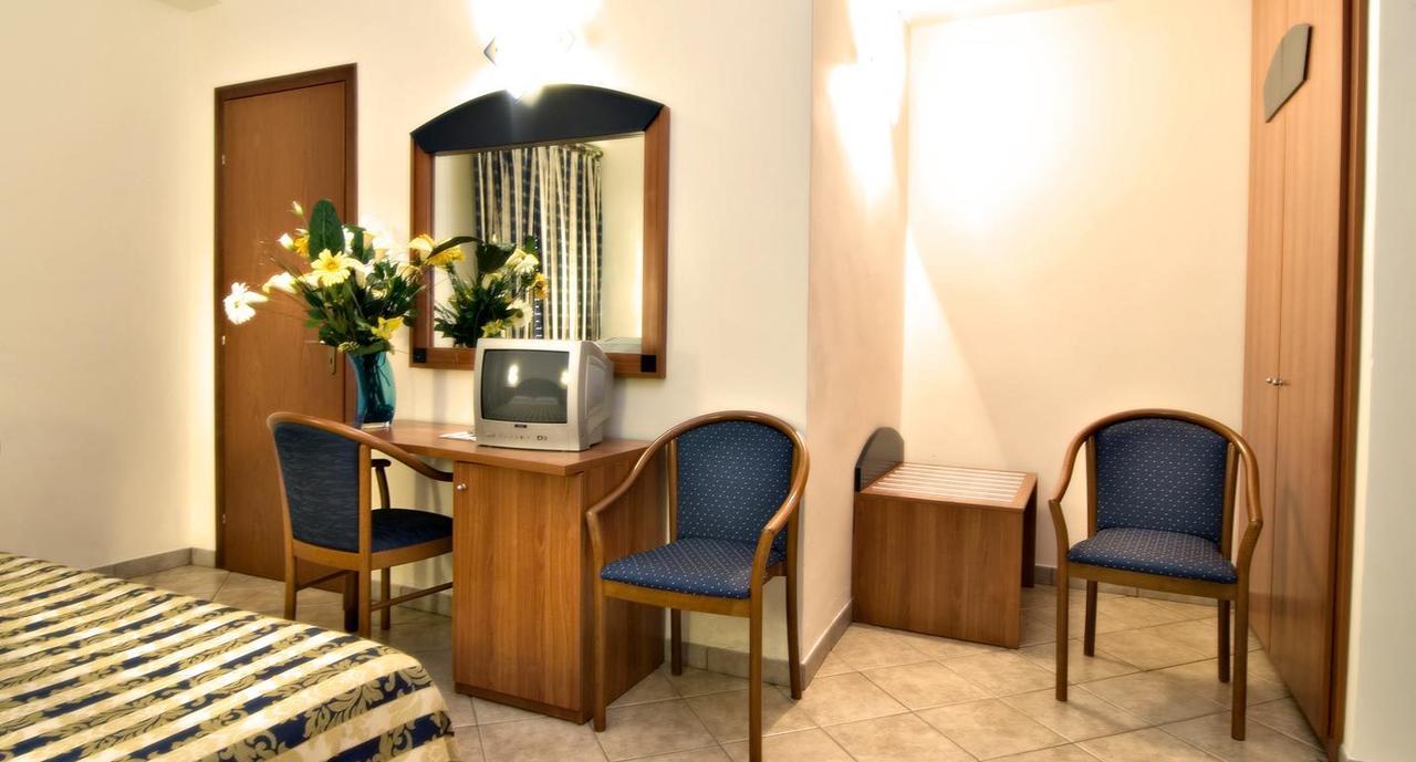 Hotel Marconi Pietraperzia Extérieur photo