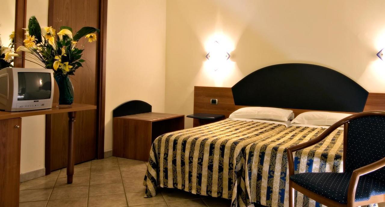 Hotel Marconi Pietraperzia Extérieur photo